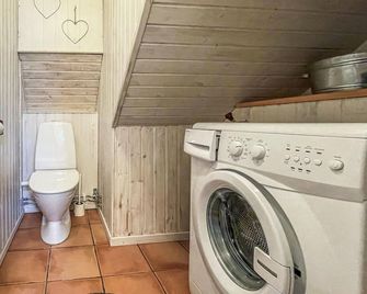 Stunning Home In Ronneby With Kitchen - Ronneby