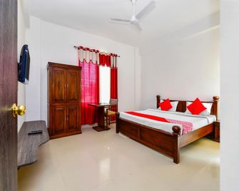 OYO Hotel Mayur - Fatehpur - Bedroom