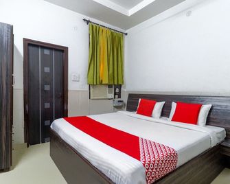 Hotel Malik Regency - Ambāla - Bedroom