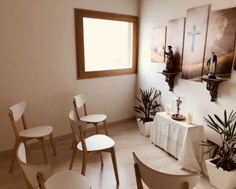 Albergue Sixtos No Caminho - Santiago de Compostela - Essbereich