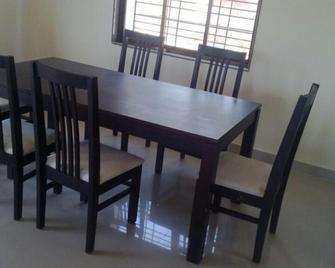 The Blue View - sea view villas - Ratnagiri - Eetruimte