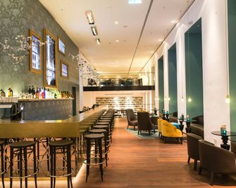 Motel One Wien-Staatsoper - וינה - בר