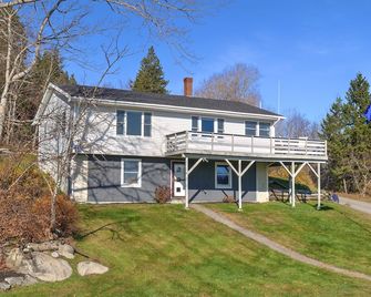 On The Ocean, Over Looking Wheelers Bay 83 Eagle Quarry Road Spruce Head, Me - Spruce Head - Edificio