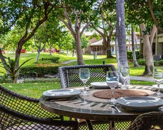 Best of Mauna Lani! Clean, Spacious Resort Townhome, Pool/Beach Club! - Puako - Patio
