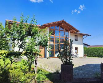 Gästehaus Hubertus - Bad Aibling - Gebäude