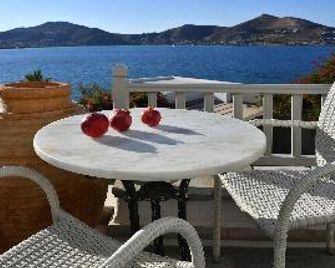 Margarita's House - Naousa - Balcony