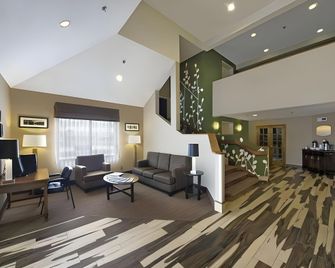 Baymont by Wyndham, Fort Collins - Fort Collins - Lobby