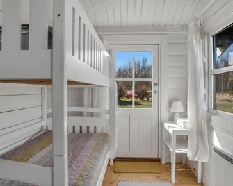 Nice Home in Roedby With Wifi - Rødby - Camera da letto