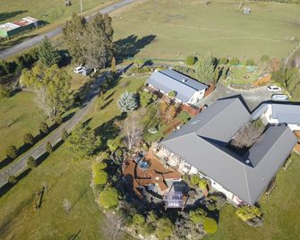 Vibrant Living Retreat - Hanmer Springs