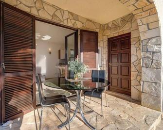 Villa Faresina Lana - Porozina - Patio