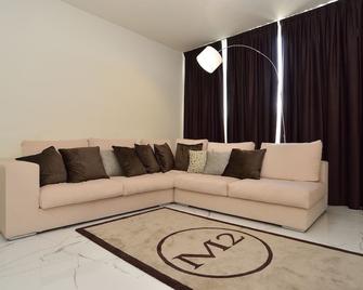 M2 Hotel - Campi Bisenzio - Obývací pokoj