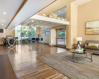 Best Western Plus Heritage Inn - Benicia - Lobby