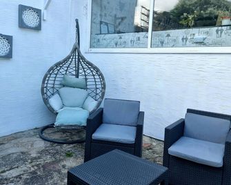 The Ashleigh - Dog Friendly - Bournemouth - Patio