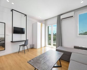 إليفانت سويتس - ثيسالونيكي - غرفة معيشة