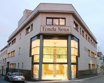 Hotel Fonda Neus - Sant Sadurní d'Anoia - Gebäude