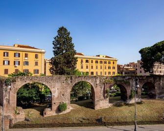 هوتل إيمونا أكواإيداكتس - روما - مبنى