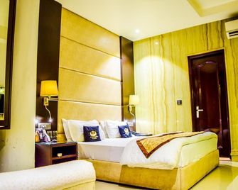 Hotel Puran Palace - Ambāla - Bedroom