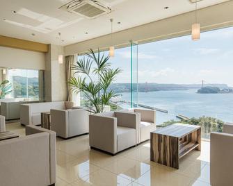 Hirado Tabira Onsen Samson Hotel - Hirado - Sala de estar