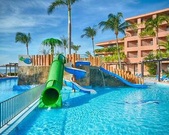 巴塞羅瓦圖爾科式酒店 - 華土哥 - 聖塔瑪麗亞華土哥 - 游泳池