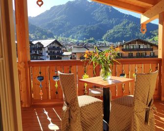 Hotel Astoria - Fiera di Primiero - Balkón