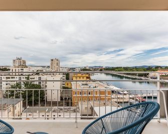 Urban Luxury Apartment - Zadar - Balcón
