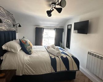 The Lugger Inn - Fowey - Bedroom