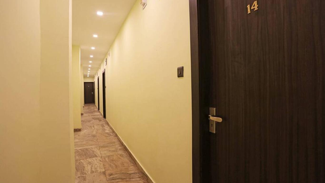 Collection O Church View Near St. Thomas's Church