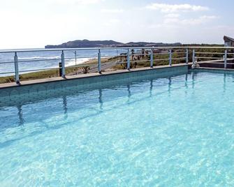 Sun and Moon Resort - Seogwipo - Uima-allas