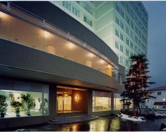 Hotel Chale Yuzawa Ginsui - Yuzawa - Будівля