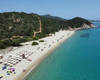 iH Hotels Villasimius Le Zagare Resort - Villasimius - Playa