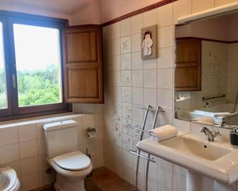 Mas Duc - Brunyola - Bathroom