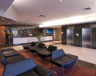 Atlantis Hotel Melbourne - Melbourne - Resepsjon