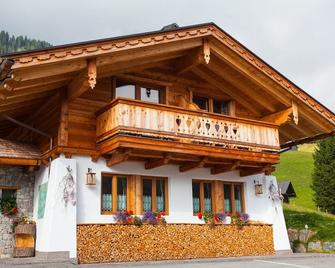 B&B Solder Chalet Dolomiti - Sappada - Building