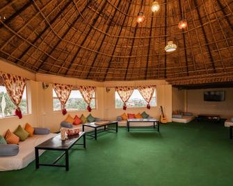 Zostel Sam Desert (Jaisalmer) - Sām - Sala de estar