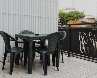 Hotel Bellavista - גראדו - מרפסת