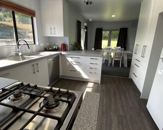 Motuoapa Bay Chalets - Turangi - Køkken