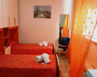 B&B Piazza Ragusa - Rome - Bedroom