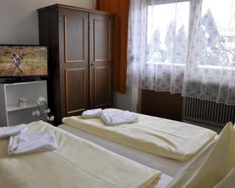 Pension Central - Spittal an der Drau - Schlafzimmer