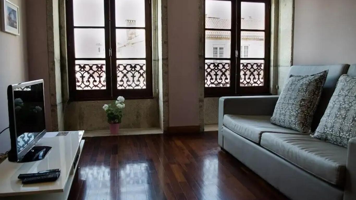 Low Cost Tourist Apts Palácio Da Bolsa