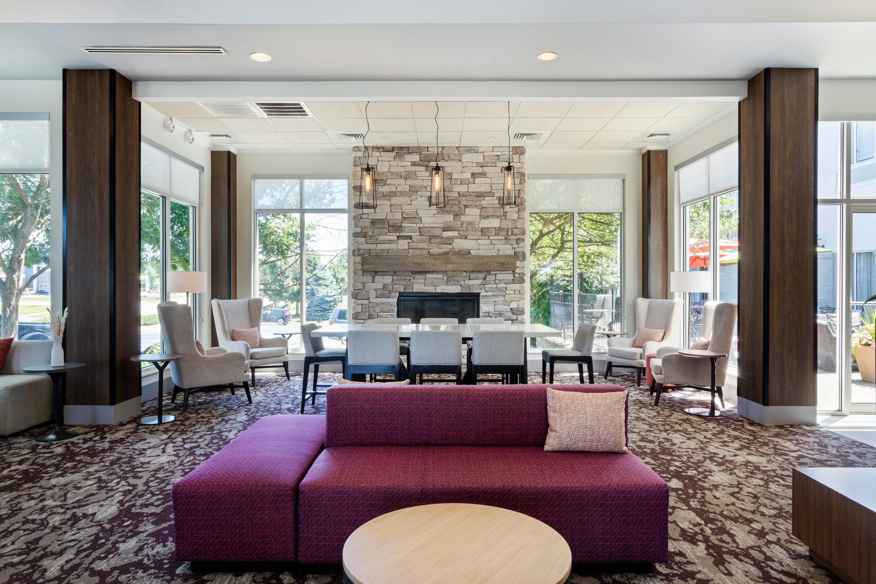 Hilton Garden Inn Chesterton - Chesterton - Salónek