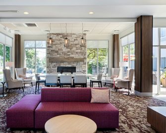 Hilton Garden Inn Chesterton - Chesterton - Salónek