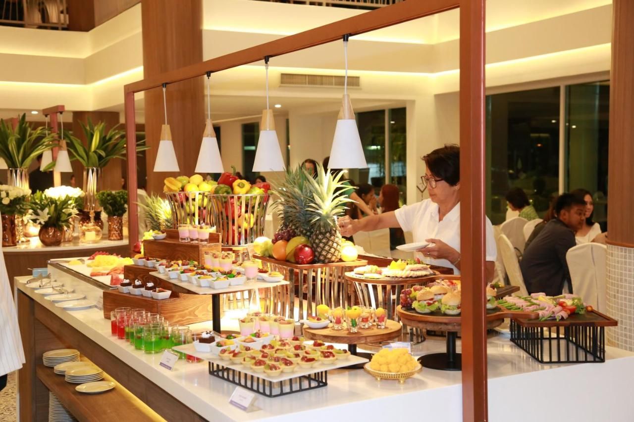 Miracle Suvarnabhumi Airport Hotel thumbnail 2