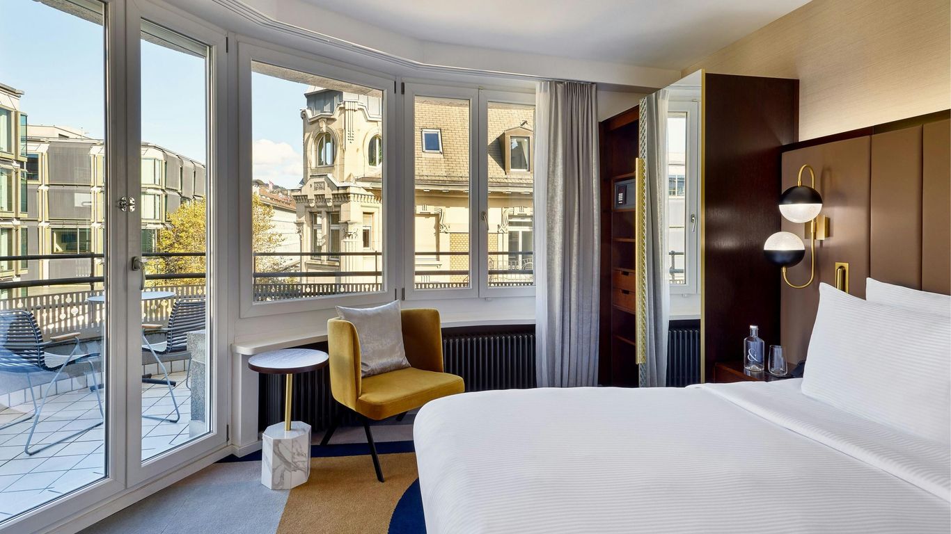 نويس شلوس بريفات هوتل زوريخ، أوتوجراف كوليكشن