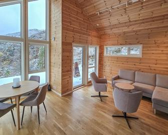 2 Bedroom Lovely Home In Bjordal - Bjordal - Sala de estar