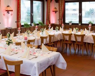 Double room - 13 - Landgasthof Brunnenwirt Zum Meenzer - Fischbachtal - Ristorante