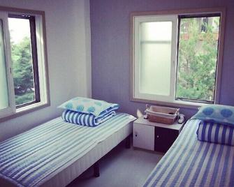 Yusun Guesthouse - Busan - Soveværelse