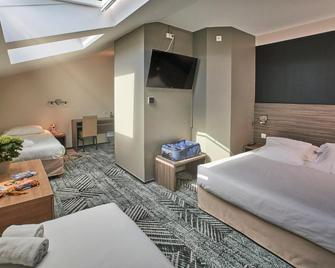 Hotel Loreak - Bayonne - Chambre