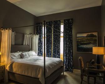The Meadows Hotel - Fulton - Bedroom
