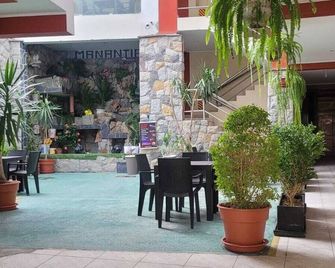 Hotel Manantial - Churín - Lobby