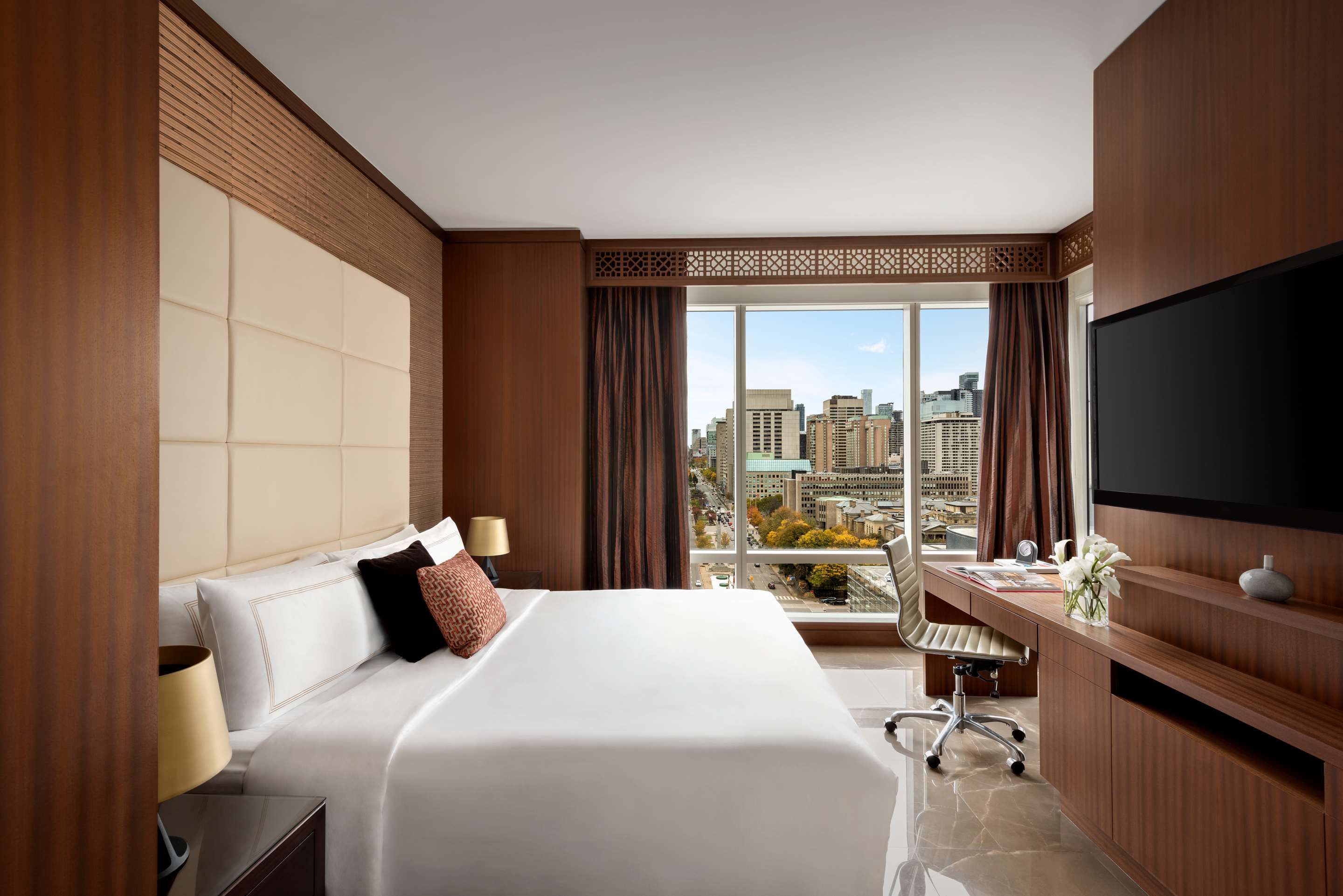 Bedroom view of Shangri-La Toronto
